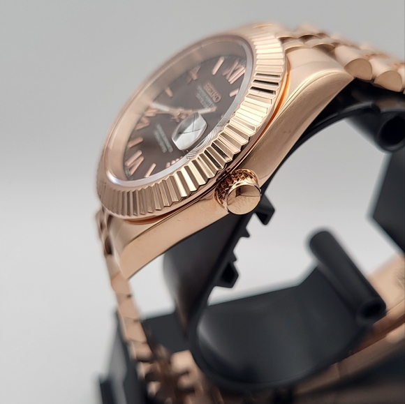 New Seiko Mod 39mm Automatic Watch - Picture 5 of 9